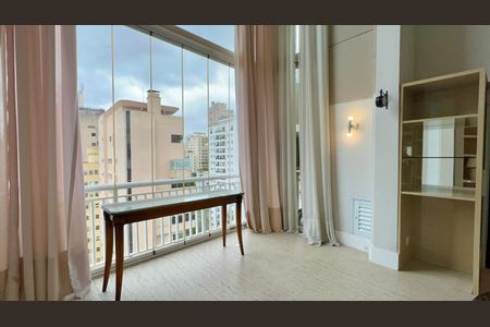 Apartamento à venda com 113m², 2 quartos e 2 vagas Apartamento à venda com 113m², 2 quartos e 2 vagasVaranda
