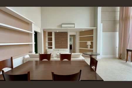 Apartamento à venda com 113m², 2 quartos e 2 vagas Apartamento à venda com 113m², 2 quartos e 2 vagasSala de Jantar