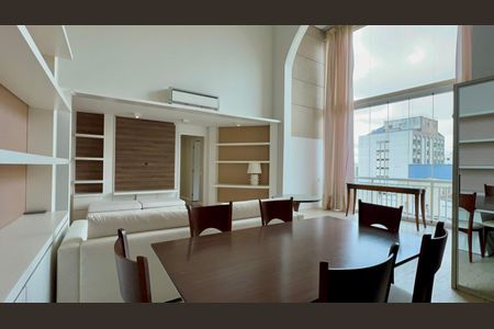 Apartamento à venda com 113m², 2 quartos e 2 vagas Apartamento à venda com 113m², 2 quartos e 2 vagasSala de Jantar
