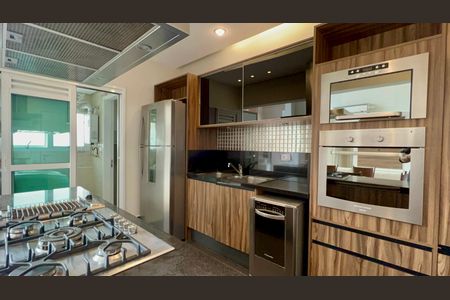 Apartamento à venda com 113m², 2 quartos e 2 vagas Apartamento à venda com 113m², 2 quartos e 2 vagasCozinha