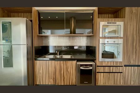 Apartamento à venda com 113m², 2 quartos e 2 vagas Apartamento à venda com 113m², 2 quartos e 2 vagasCozinha