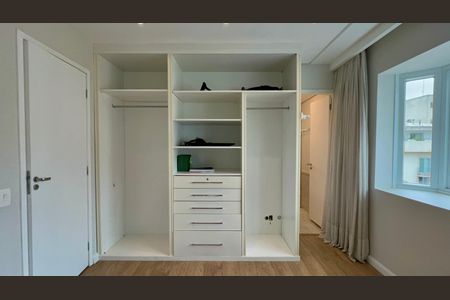Apartamento à venda com 113m², 2 quartos e 2 vagas Apartamento à venda com 113m², 2 quartos e 2 vagasSuíte 1