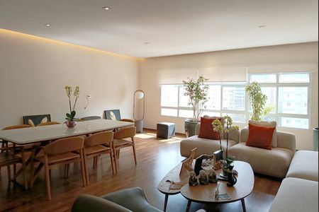 Apartamento à venda com 176m², 3 quartos e 2 vagasSala