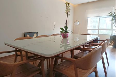 Apartamento à venda com 176m², 3 quartos e 2 vagasSala