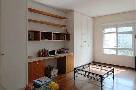 Apartamento à venda com 176m², 3 quartos e 2 vagasQuarto 2