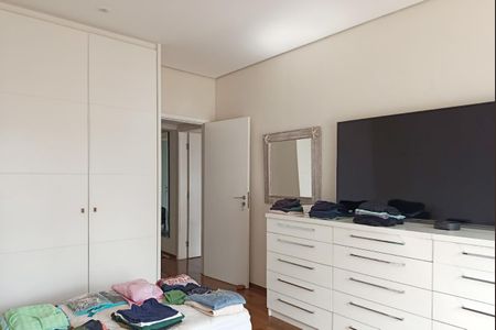 Apartamento à venda com 176m², 3 quartos e 2 vagasQuarto 1