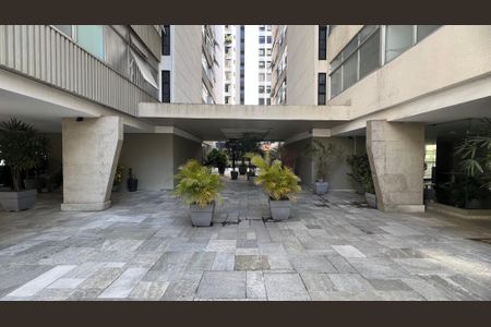 Apartamento à venda com 132m², 3 quartos e 1 vagaÁrea comum