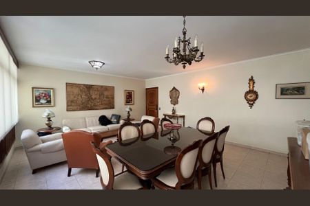 Apartamento à venda com 132m², 3 quartos e 1 vagaSala