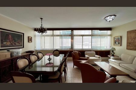 Apartamento à venda com 132m², 3 quartos e 1 vagaÁrea comum