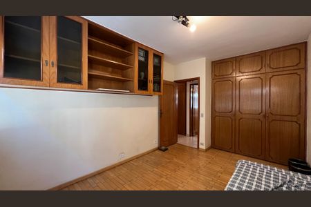 Apartamento à venda com 132m², 3 quartos e 1 vagaQuarto 2