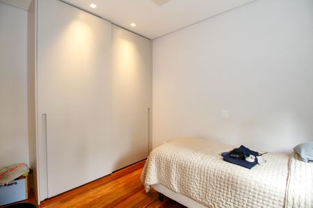 Apartamento à venda com 205m², 3 quartos e 4 vagasSuíte 1