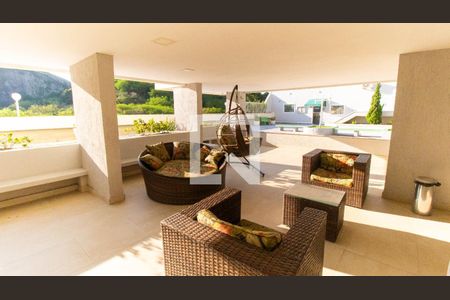 Apartamento à venda com 65m², 2 quartos e 1 vaga