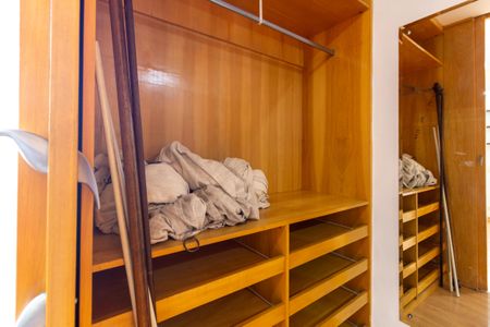 Apartamento à venda com 150m², 3 quartos e 1 vagaCloset da Suíte 