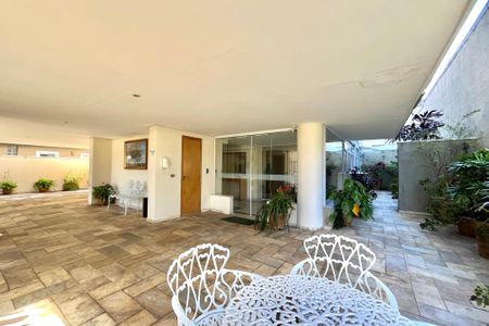 Apartamento à venda com 118m², 3 quartos e 1 vagaHall de entrada