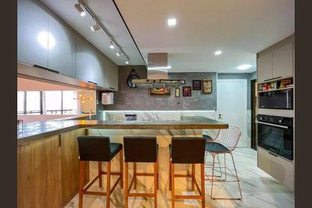 Apartamento à venda com 120m², 3 quartos e 3 vagas