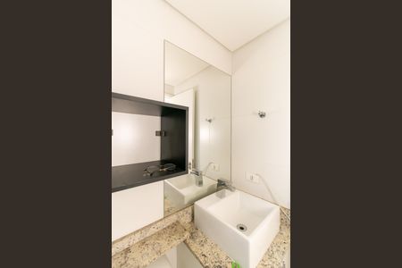 Apartamento para alugar com 53m², 2 quartos e 1 vaga Apartamento para alugar com 53m², 2 quartos e 1 vagaBanheiro