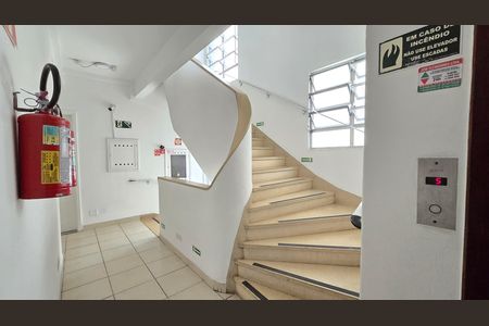 Apartamento para alugar com 50m², 1 quarto e 1 vagaEscada