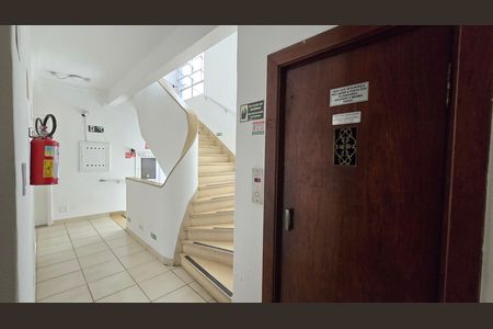 Apartamento para alugar com 50m², 1 quarto e 1 vagaEscada