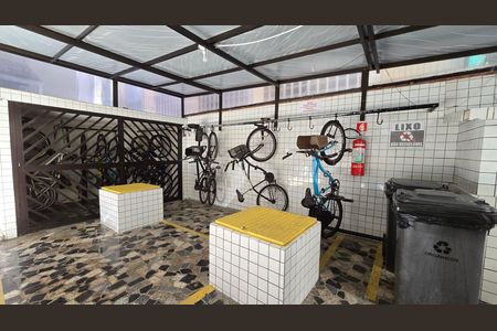 Garagem de apartamento para alugar com 1 quarto, 50m² em Boqueirão, Santos