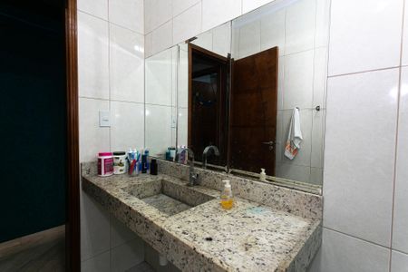 Casa à venda com 186m², 2 quartos e 6 vagas Casa à venda com 186m², 2 quartos e 6 vagasBanheiro