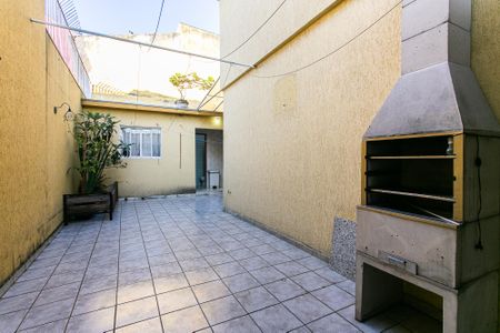 Casa à venda com 186m², 2 quartos e 6 vagas Casa à venda com 186m², 2 quartos e 6 vagasChurrasqueira