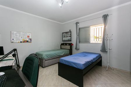 Casa à venda com 186m², 2 quartos e 6 vagas Casa à venda com 186m², 2 quartos e 6 vagasQuarto 2