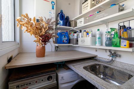 Apartamento à venda com 41m², 1 quarto e sem vaga Apartamento à venda com 41m², 1 quarto e sem vagaCozinha e Área de Serviço