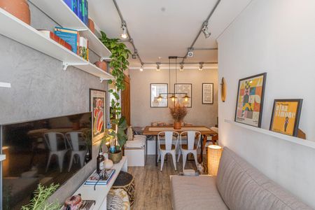 Apartamento à venda com 41m², 1 quarto e sem vaga Apartamento à venda com 41m², 1 quarto e sem vagaSala