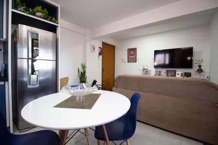 Apartamento para alugar com 55m², 2 quartos e 2 vagasSala