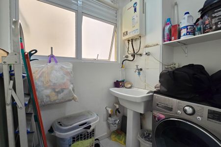 Apartamento à venda com 59m², 2 quartos e 1 vaga Apartamento à venda com 59m², 2 quartos e 1 vagaÁrea de Serviço