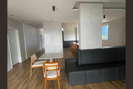 Apartamento à venda com 69m², 2 quartos e 1 vaga Apartamento à venda com 69m², 2 quartos e 1 vagaÁrea comum - Salão de festas 2