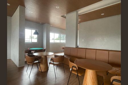 Apartamento à venda com 69m², 2 quartos e 1 vaga Apartamento à venda com 69m², 2 quartos e 1 vagaÁrea comum - Sala de Jogos