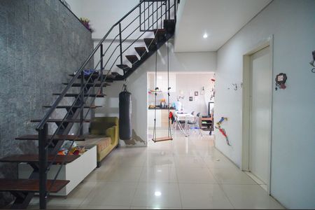 Sala de casa à venda com 2 quartos, 169m² em Canudos, Novo Hamburgo