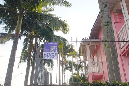 Casa à venda com 169m², 2 quartos e 1 vagaPlaca