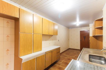 Casa à venda com 180m², 2 quartos e 2 vagasCozinha