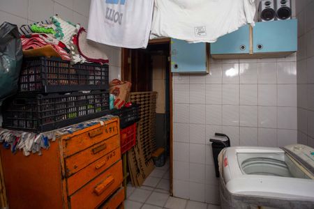 Casa à venda com 210m², 4 quartos e 2 vagasÁrea de Serviço