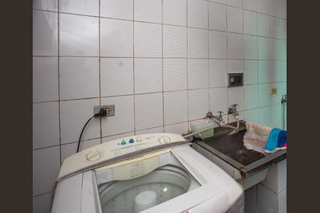 Casa à venda com 210m², 4 quartos e 2 vagasÁrea de Serviço