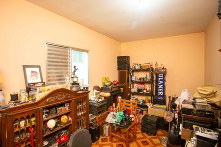 Casa à venda com 210m², 4 quartos e 2 vagasQuarto 3