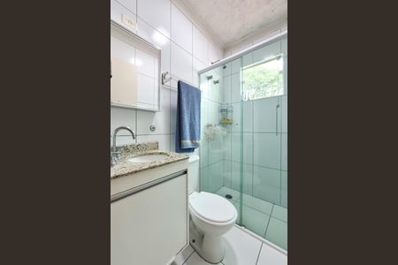 Casa à venda com 180m², 3 quartos e 3 vagas Casa à venda com 180m², 3 quartos e 3 vagasBanheiro Social