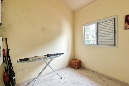 Casa à venda com 180m², 3 quartos e 3 vagas Casa à venda com 180m², 3 quartos e 3 vagasQuarto 1