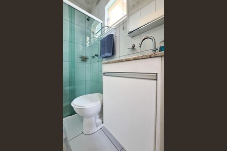 Casa à venda com 180m², 3 quartos e 3 vagas Casa à venda com 180m², 3 quartos e 3 vagasBanheiro da Suíte