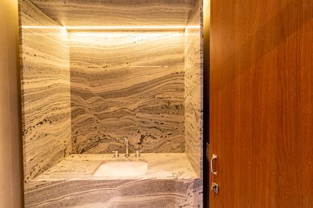 Studio à venda com 33m², 1 quarto e sem vaga Studio à venda com 33m², 1 quarto e sem vagaBanheiro