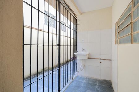 Casa para alugar com 40m², 1 quarto e sem vaga Casa para alugar com 40m², 1 quarto e sem vagaÁrea de serviço