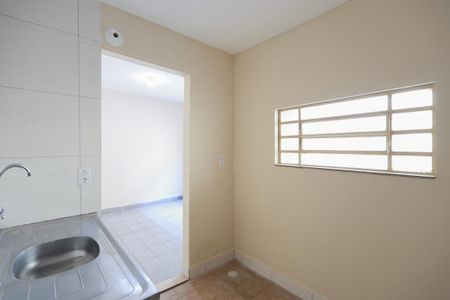 Casa para alugar com 40m², 1 quarto e sem vaga Casa para alugar com 40m², 1 quarto e sem vagaCozinha