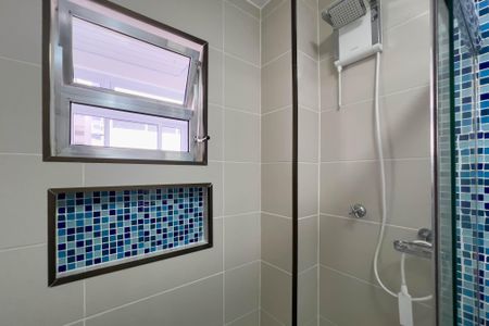 Banheiro de apartamento para alugar com 1 quarto, 50m² em Liberdade, São Paulo