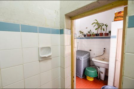 Apartamento à venda com 78m², 3 quartos e sem vagaBanheiro de Serviço