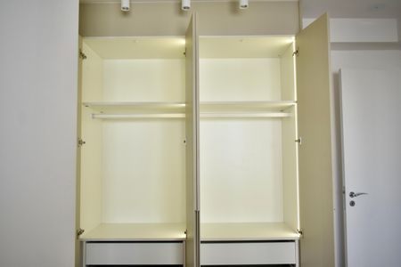 Apartamento à venda com 64m², 1 quarto e 1 vagaSuíte