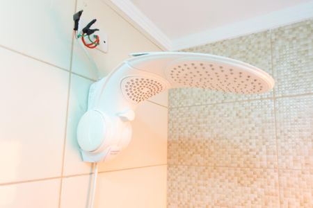 Casa à venda com 181m², 3 quartos e 6 vagas Casa à venda com 181m², 3 quartos e 6 vagasBanheiro 2