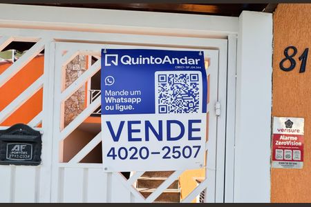 Casa à venda com 181m², 3 quartos e 6 vagas Casa à venda com 181m², 3 quartos e 6 vagasPlaca