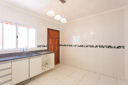 Casa à venda com 181m², 3 quartos e 6 vagas Casa à venda com 181m², 3 quartos e 6 vagasCozinha